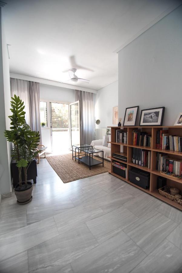 Your Cozy Downtown Home - Apartment Larissa Exterior foto